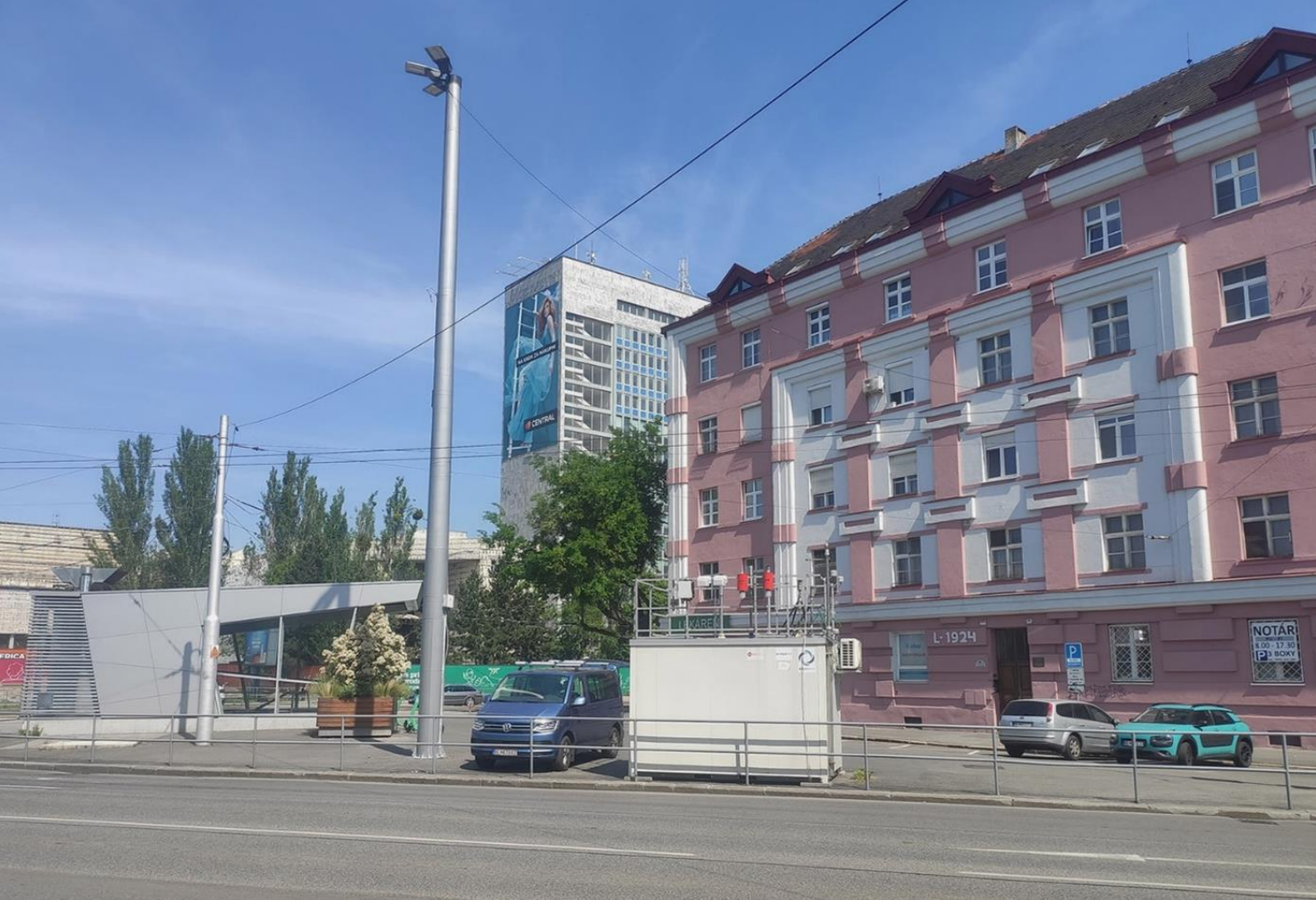 Úsek Emisie a kvalita ovzdušia rozširuje monitoring ovzdušia: nové stanice, nové technológie a lepšie pokrytie regiónov